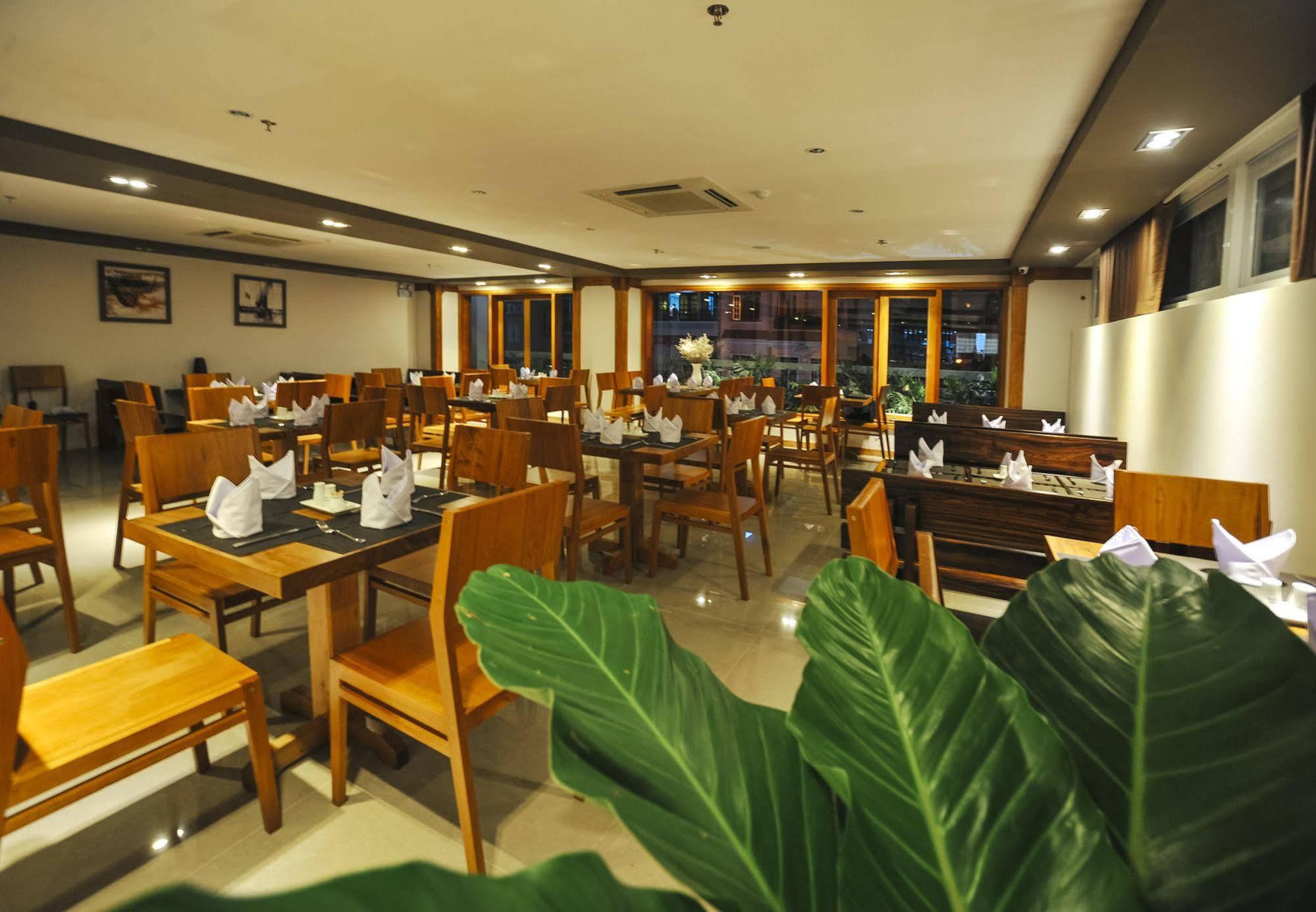 Seasing Boutique Hotel Nha Trang Kültér fotó