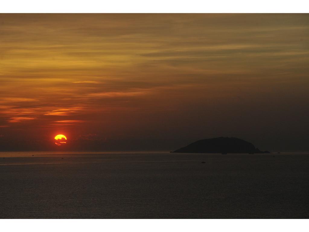Seasing Boutique Hotel Nha Trang Kültér fotó